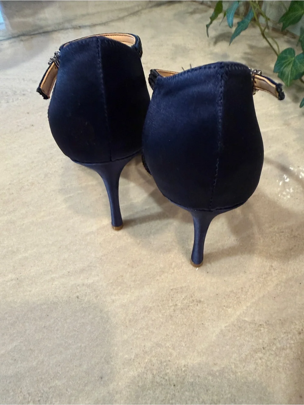 Jewel by Badgley Mischka Navy Blue Rhinestone Pointed-Toe Stilettos Size 5